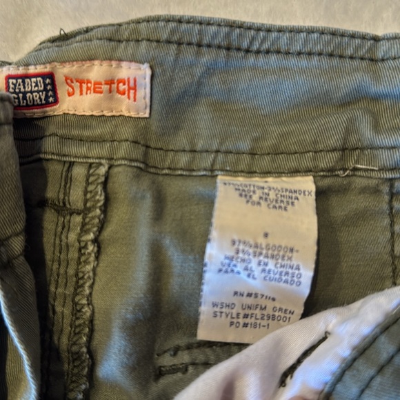 Faded Glory Green Cargo Shorts Relaxed Fit Cotton and Spandex Stretch - Picture 2 of 7